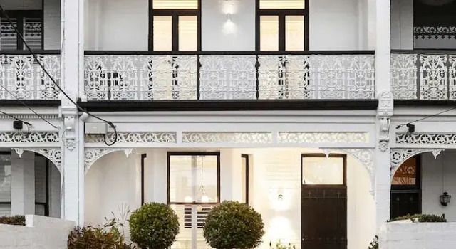 The Toorak Terrace Luxury Victorian Home, Book Apartment Melbourne 