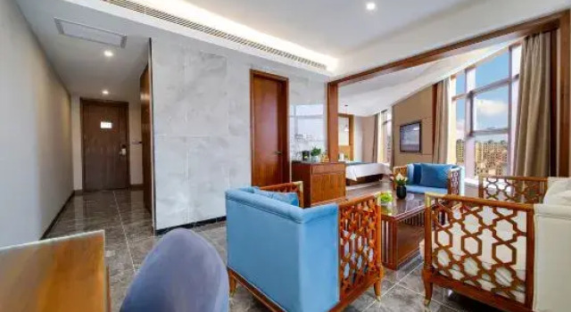 Люкс Zhangye Ruichi International Hotel (Zhangye West High-speed Railway Station Aegean Shopping Mall)