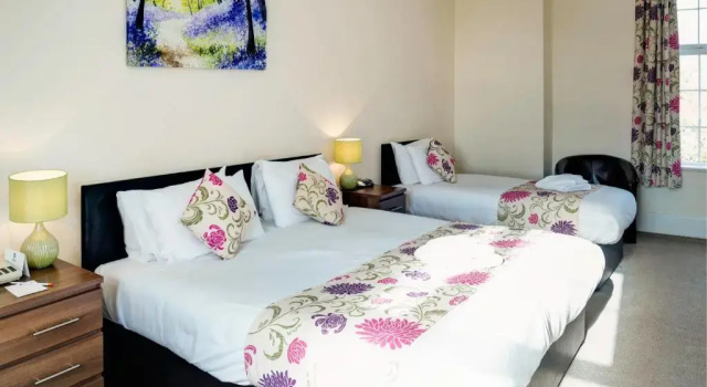 Трёхместный номер Standard Lord Haldon Country Hotel, Sure Hotel Collection by Best Western