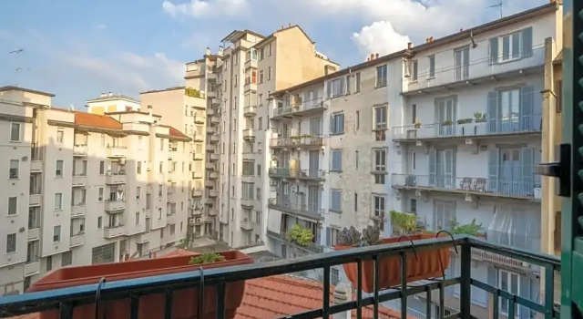 Easylife - Milano - Crema 15 - Porta Romana, Забронировать Отель Порта Романа Милан, рядом с Комплекс зданий Ротонда-делла-Безана
