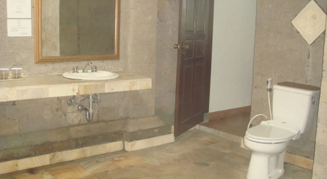 Вилла с балконом Cempaka Belimbing Villa