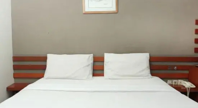 Standard Einzel Zimmer N Hotel Harmoni Jakarta