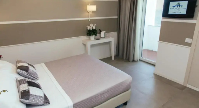 Двухместный номер Standard с видом на море Hotel Ambassador