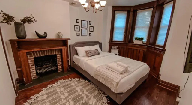 Luxurious classic Gold coast villa for 12 guests, Varaa Villa Chicago 