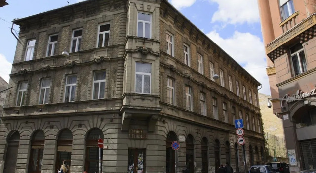 New - Walnuttree Double 12 Person Apartment Central in Budapest - Hungary, Забронировать Апартаменты/квартира Будапешт 