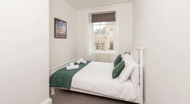 Stunning Georgian Apartment in Central Bath, Varaa Huoneisto Asunnot kohteessa Merseyside, Huoneisto