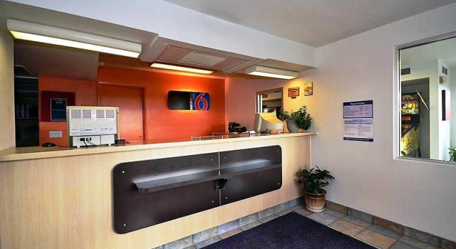 Motel 6-Laramie, WY, Забронировать Мотель Ларами Вайоминг