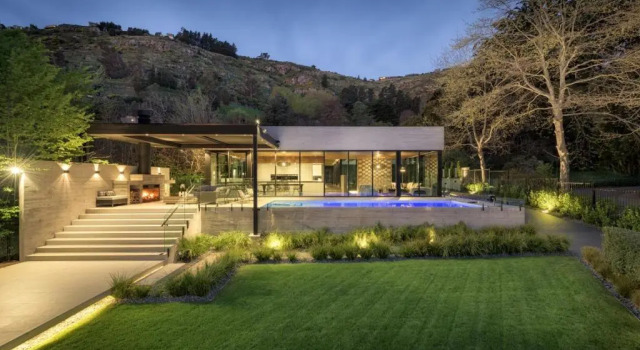 Коттедж Bridle Path Retreat - Modern Private Luxury