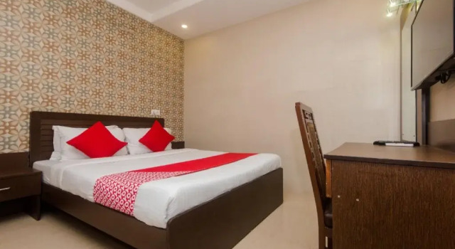 Abrol Hotel by OYO Rooms
