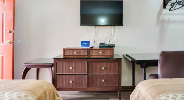Четырёхместный номер Standard Sky Palm Motel - Orange