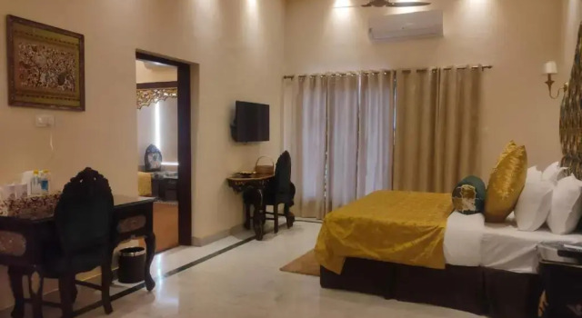Семейный люкс The Neeraj Ganga Heritage Palace