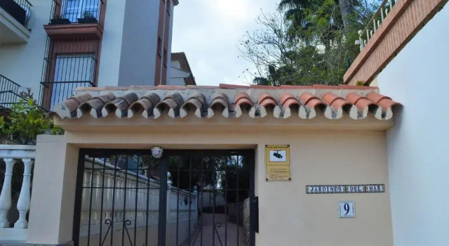 VIVE BENALMÁDENA Apartamento Tranquilo a 400 metros de la PLAYA, Забронировать Апартаменты/квартира Отели Бенальмадена с парковкой, рядом с Индуистский храм, Парковка