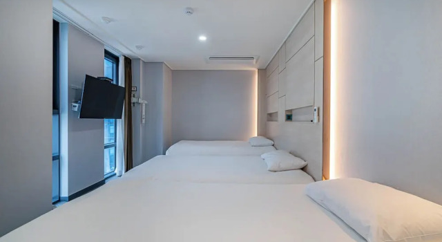 Трёхместный номер Standard Griffinbay Hotel