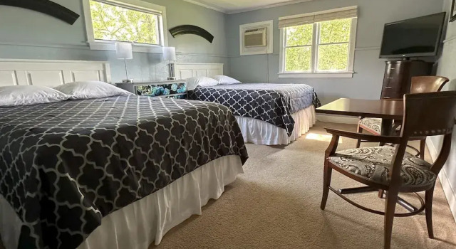 Четырёхместный номер Standard The Barron Brook Inn