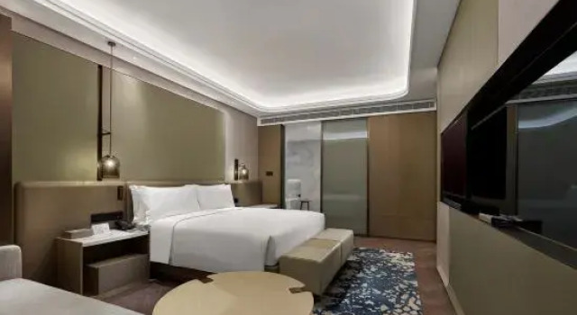 Люкс Deluxe DoubleTree by Hilton Qidong, China