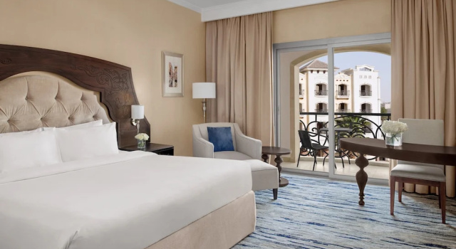 Двухместный номер Standard с балконом Crowne Plaza Riyadh Al Waha by IHG