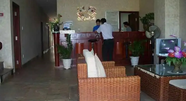 Phuong Dong Hotel