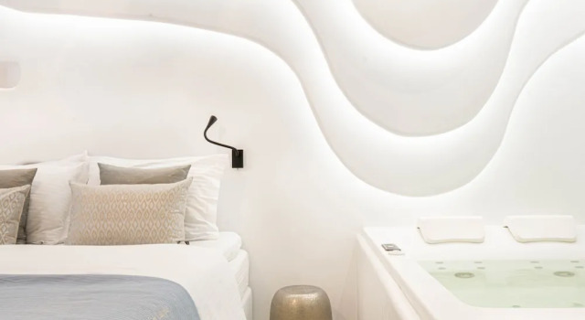 Люкс Deluxe KYMA & HELIOS Deluxe Suites with Hot Tub at AmazeU Suites Naxos