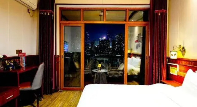 Люкс BDS Hotels (Chongqing Nanbin Road)