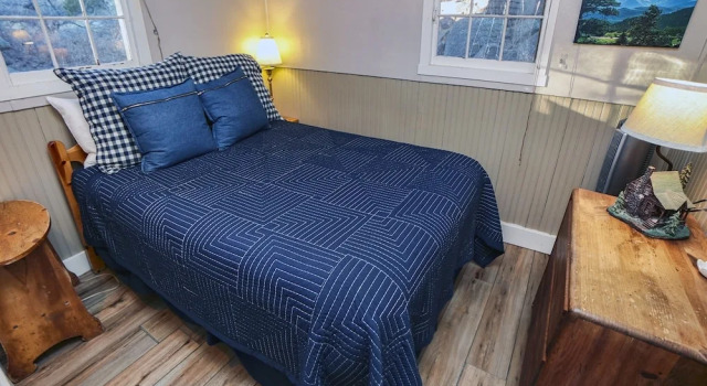 Lazy R Cottages: 5 2 Bedroom Cabin, Забронировать Дом для отпуска Эстес-Парк Rocky Mountain National Park, рядом с Trout Haven Fishing Pond