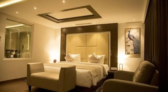 Люкс Presidential S Hotels Chennai