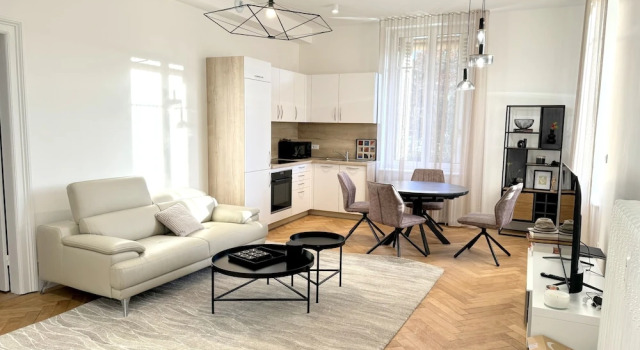 Апартаменты Luxueux Appartement Haussmannien Centre Ville