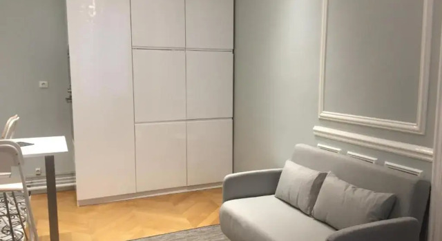 Residence sur Cour, Забронировать Отель Париж Иль-де-Франс, рядом с Гран Бульвар