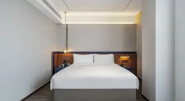 Люкс MEHOOD THEATER HOTEL (Xinghua Wuyue Plaza)