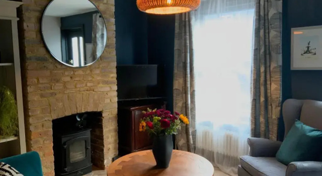 Boutique home near Chichester centre, Забронировать Бутик-отель Гавань Чичестер Западный Суссекс, рядом с Chichester Train Station