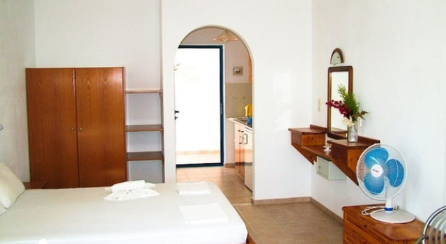 Pavlis Studios Kampos, Забронировать Отель Отели Northern Aegean Islands с парковкой, Парковка
