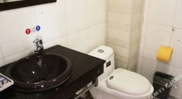 Jiayu Convenience Hotel (Hohhot Railway Station), Rezerwuj Hotel Tanie hotele w Hohhot