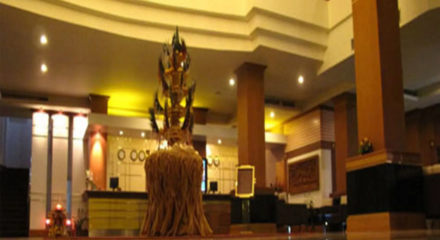 Arawan Riverside Hotel