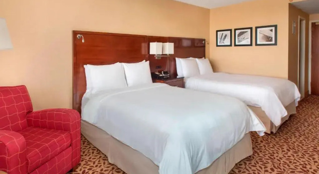 Двухместный номер Deluxe Long Island Marriott Hotel