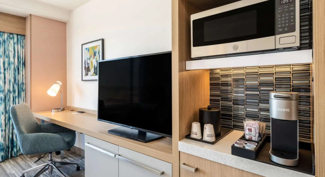 Двухместный номер Standard Hilton Garden Inn Toledo Downtown