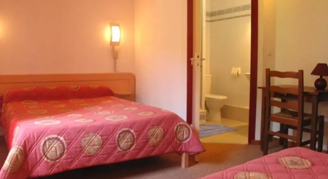 Трёхместный номер Standard Hôtel de la Mairie