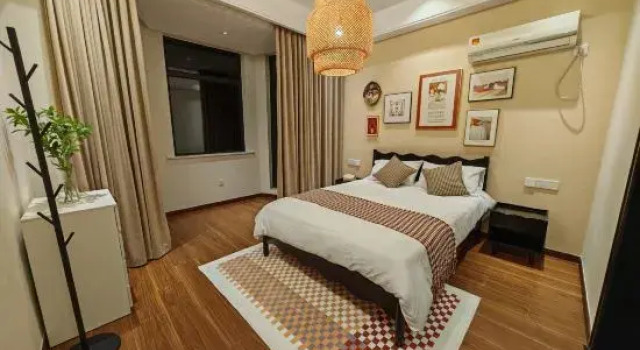 Кровать в общем номере Semlu Homestay