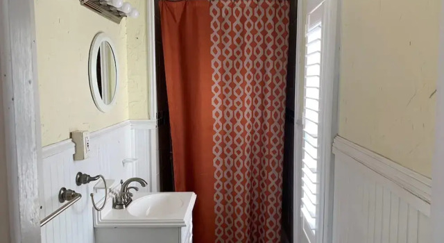 Люкс Vineyard Harbor Motel - Private Beach
