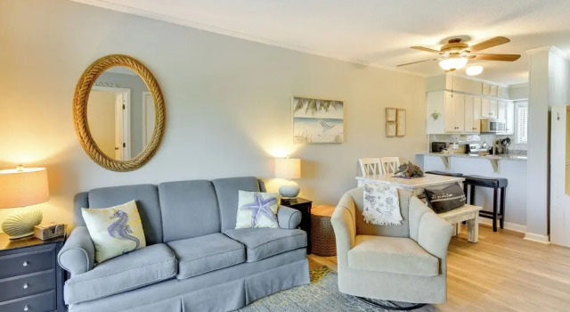 Апартаменты < 1 Mi to Beach: Hilton Head Island Condo w/ Pool!