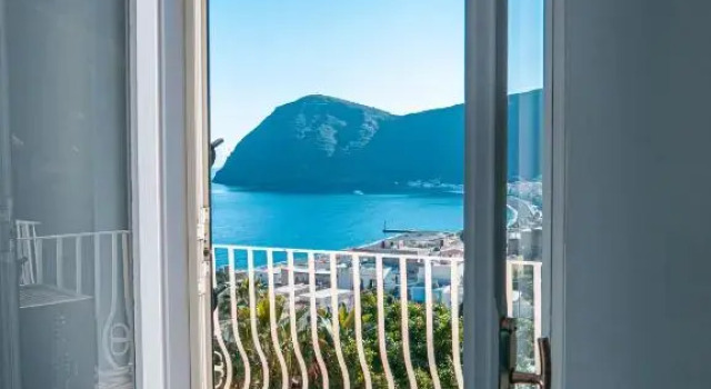 L'eros blu di Giulia Albergo
