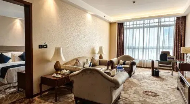 Люкс Executive Zhongfei Grand Sky Light Hotel