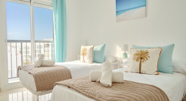 Tucuman 3 Los Huertos Nerja by Casasol, Забронировать Апартаменты/квартира Апартаменты Нерха, рядом с Церковь Эль-Сальвадор, Апартаменты/квартира