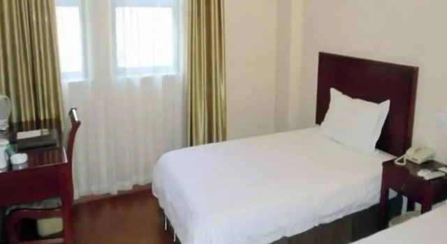 GreenTree Inn Nanjing Olympic Sports Center Store, Buchen Sie Gasthaus Mini-Hotels in Jiangsu, Gasthaus
