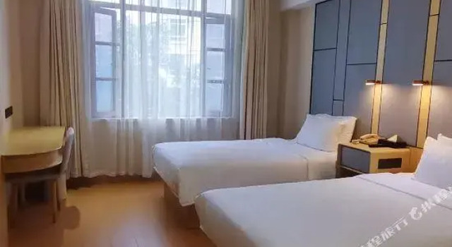 Номер Standard JI Hotel Sanya Bay