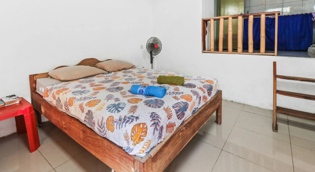 Palulu Garden Homestay, Забронировать Гостевой дом Лабуан-Баджо провинция Восточная Нуса-Тенгара