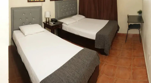 Hotel Alcaldeza, Забронировать Отель Отели Санто-Доминго с парковкой, рядом с Alcazar de Colon, Парковка