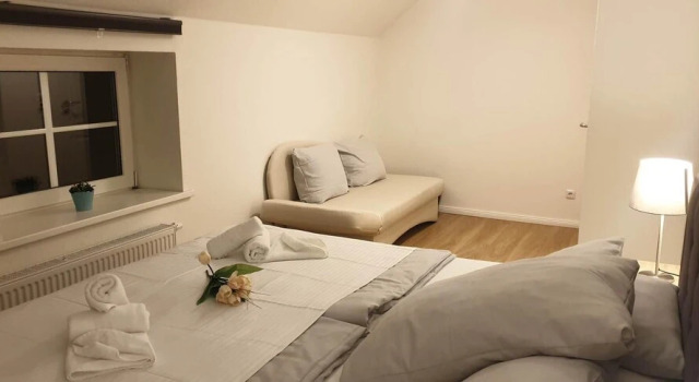 Апартаменты Apartment With Garden and City View
