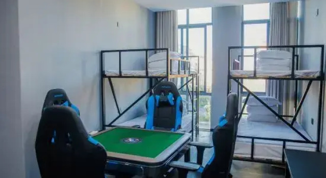 Кровать в общем номере Langxi Alpha Esports Hotel