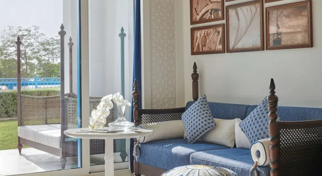 Двухместный номер Accessible Guest Hilton Salwa Beach Resort and Villas