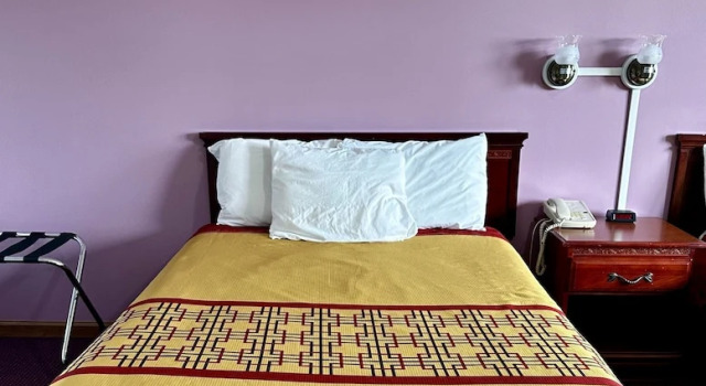 Четырёхместный номер Classic Attica Inn