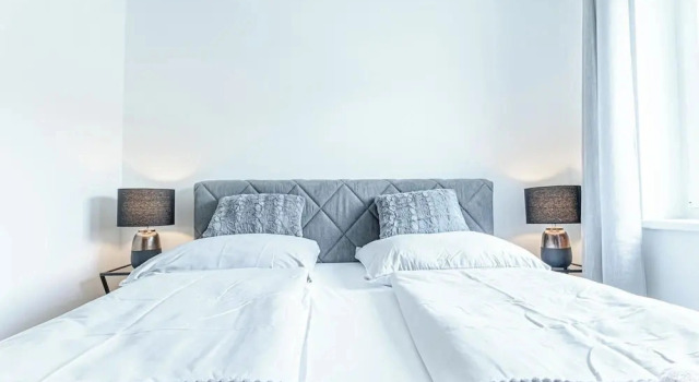 Chic 1BR with 1LV Apt In Central Vienna, Забронировать Апартаменты/квартира Апартаменты Вены, рядом с Generali Arena, Апартаменты/квартира
